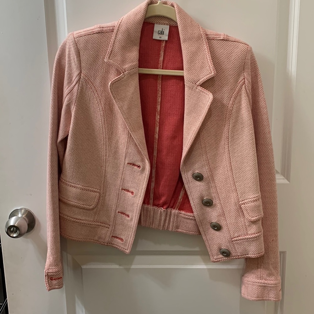 Cabi blazer size XS. NEW WITHOUT TAGS.